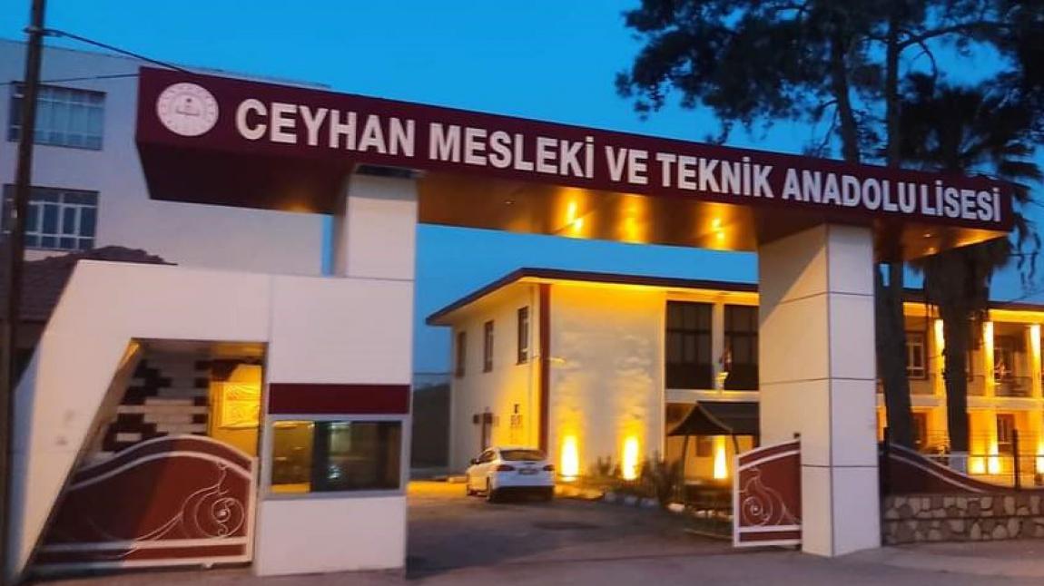 Ceyhan Mesleki ve Teknik Anadolu Lisesi Fotoğrafı