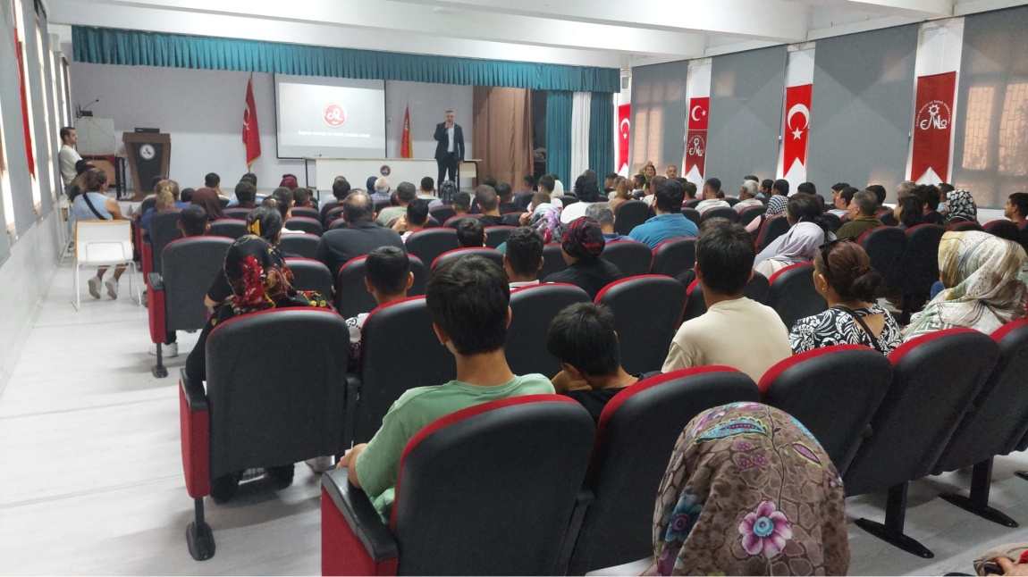 9. Sınıf Velilerimizle Bir Araya Geldik